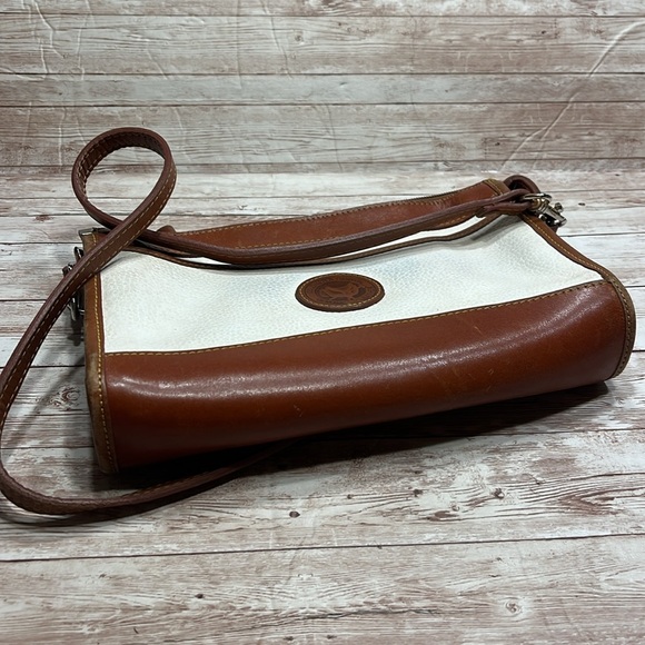 Coldwater Canyon Pebbled Genuine Leather Cream and Brown Shoulder Bag - Picture 11 of 14